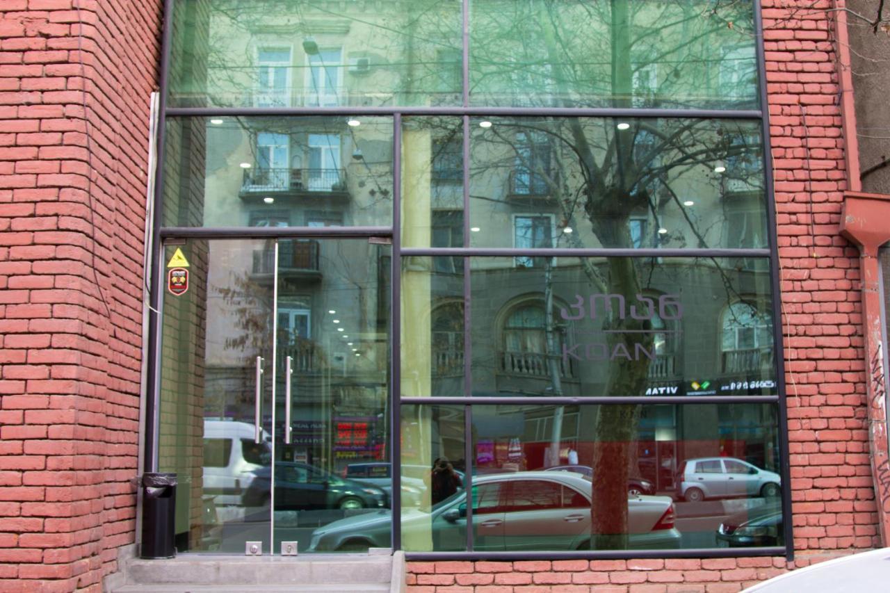 Koan Hostel Tbilisi ภายนอก รูปภาพ